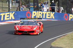 #88 Maranello Motorsport, Ferrari 488 GT3: Toni Vilander, Craig Lowndes, Jamie Whincup