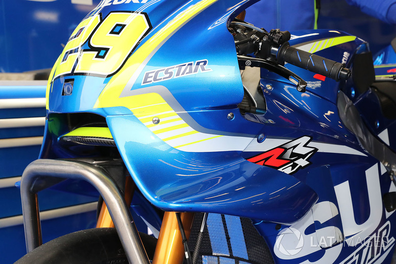 Andrea Iannone, Team Suzuki MotoGP fairing detail