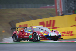 #71 AF Corse Ferrari 488 GTE: Davide Rigon, Sam Bird