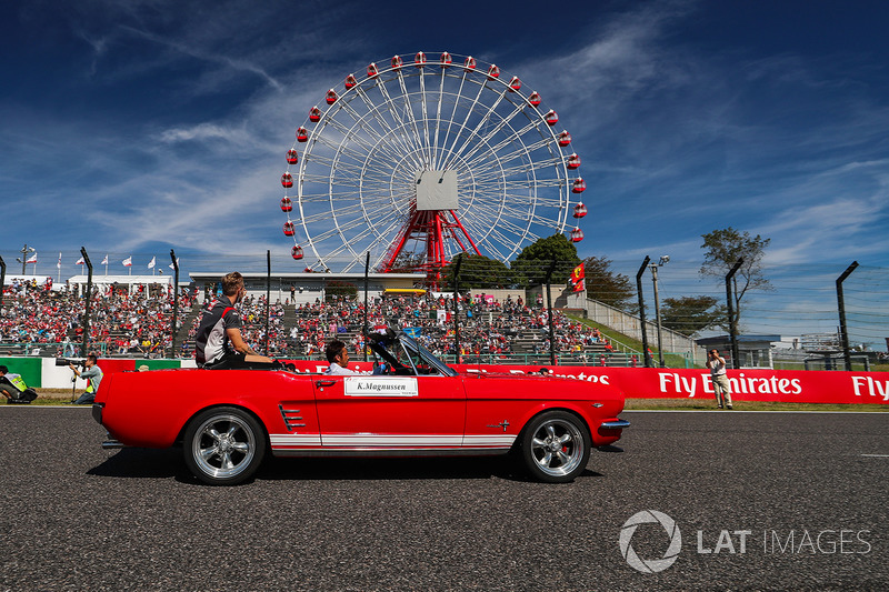 Kevin Magnussen, Haas F1 on the drivers parade