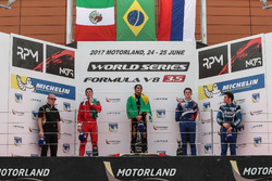 Podium: Ganador, Podium: Pietro Fittipaldi, Lotus , segundo, Podium: Alfonso Celis Jr., Fortec Motor