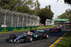 Lewis Hamilton, Mercedes AMG F1 W08, leads Sebastian Vettel, Ferrari SF70H, Valtteri Bottas, Mercedes AMG F1 W08, Kimi Raikkonen, Ferrari SF70H, Max Verstappen, Red Bull Racing RB13