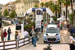 Partenza: Corrado Fontana, Nicola Arena, Hyundai i20 WRC, Bluthunder