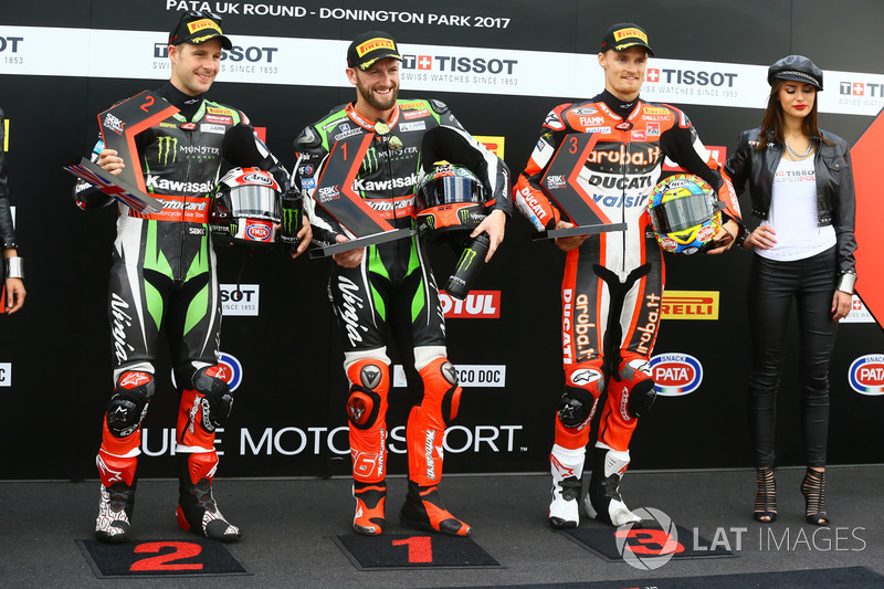 Top 3 Qualifiche: il poleman Tom Sykes, Kawasaki Racing, il secondo classificato Jonathan Rea, Kawasaki Racing, il terzo classificato Chaz Davies, Ducati Team
