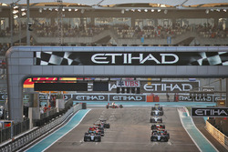 Lewis Hamilton, Mercedes AMG F1 W07 Hybrid at the start of the race