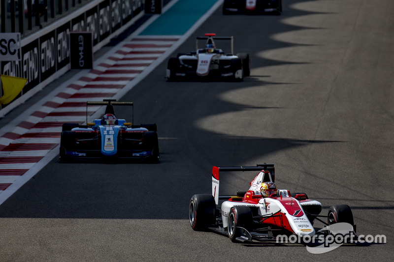 2016 - Campeão da GP3