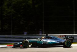 Lewis Hamilton, Mercedes AMG F1 W08