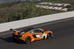 #59 Tekno Autosports McLaren 650S : Shane van Gisbergen, Alvaro Parente, Jonathon Webb