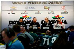 Pressekonferenz: Greg Zipadelli, Brian Vicker, Brett Frood, Mike Bugarewicz, Stewart-Haas Racing