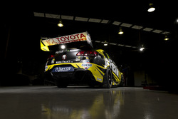 The car of Lee Holdsworth, Team 18 Holden