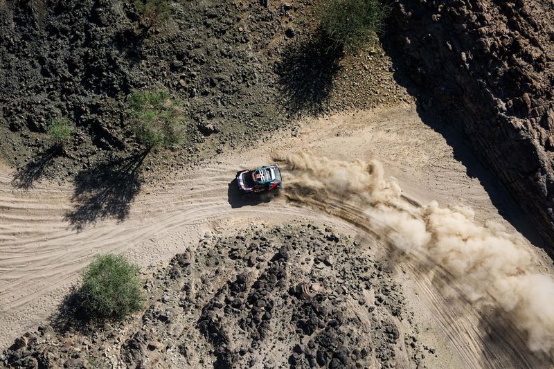 #299 I Dacia Sandriders Dacia: Nasser Al-Attiyah, Fabian Lurquin