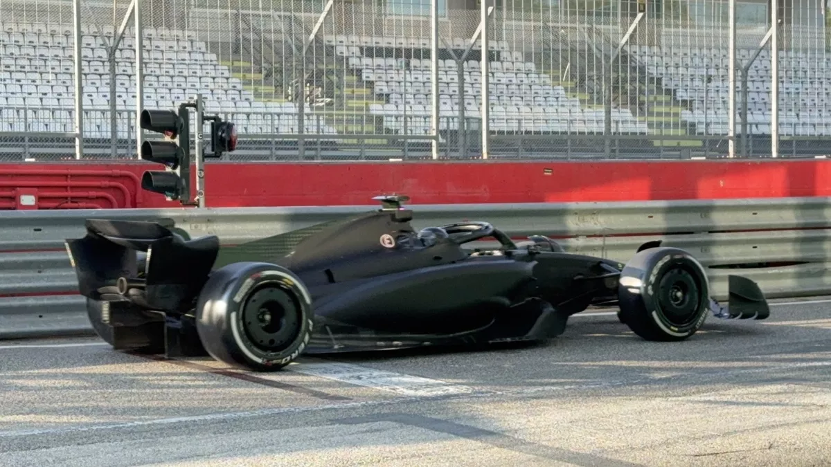 An all-black Ferrari SF-23 is running at Imola amid preparations for 2026 F1 season | ScuderiaFans.com