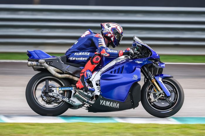 Андреа Довициозо, Yamaha Factory Racing