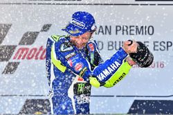 Валентино Росси, Yamaha Factory Racing