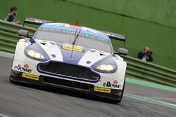 #99 Aston Martin Racing Aston Martin Vantage V8: Andrew Howard, Darren Turner, Alex MacDowall