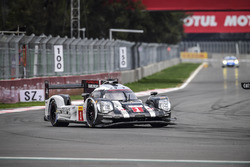 #1 Porsche Team Porsche 919 Hybrid: Timo Bernhard, Mark Webber, Brendon Hartley