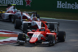 Jack Aitken, Arden International leads Charles Leclerc, ART Grand Prix and Nirei Fukuzumi, ART Grand Prix