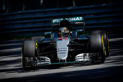 Lewis Hamilton, Mercedes AMG F1 W07 Hybrid