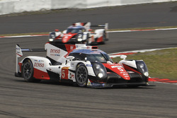 #5 Toyota Racing Toyota TS050 Hybrid: Anthony Davidson, Sébastien Buemi, Kazuki Nakajima