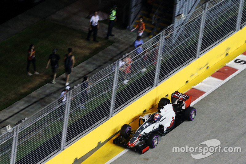 20: Romain Grosjean, Haas F1 Team VF-16 (inc. 5-place grid penalty)