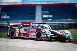 #8 Audi Sport Team Joest Audi R18 e-tron quattro: Lucas di Grassi, Loic Duval, Oliver Jarvis