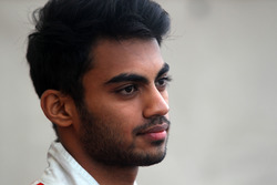 Akhil Rabindra, Lanan Racing