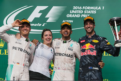 1st place Lewis Hamilton, Mercedes AMG F1, 2nd place Nico Rosberg, Mercedes AMG F1 and 3rd place Dan
