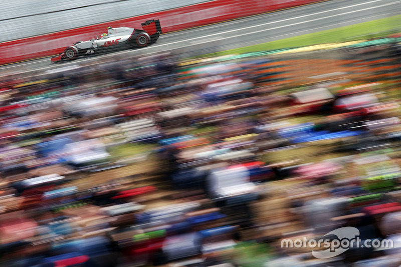 Romain Grosjean, Haas F1 Team VF-16