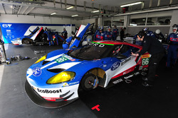#66 Ford Chip Ganassi Racing Team UK Ford GT: Olivier Pla, Stefan Mücke, Billy Johnson