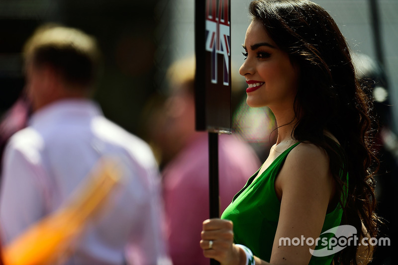 Grid girl