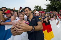 Daniel Ricciardo, Red Bull Racing with fans