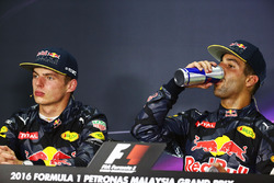 Race winner Daniel Ricciardo, Red Bull Racing (Right) in the FIA Press Conference with team mate Max