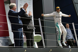 Race winner Lewis Hamilton, Mercedes AMG F1 celebrates on the podium