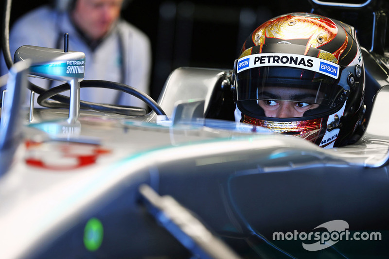 Pascal Wehrlein, Mercedes AMG F1 W05 Hybrid Test Driver