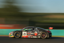 #28 Belgian Audi Club Team WRT Audi R8 LMS: René Rast, Will Stevens