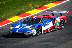 #66 Ford Chip Ganassi Racing Team UK Ford GT: Olivier Pla, Stefan Mücke, Billy Johnson