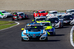 Start zum Rennen, Josh Files, Target Competition, Honda Civic TCR führt