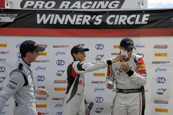 Podium: race winner Cameron Das, second place Kyle Kirkwood, third place Moises de la Vara