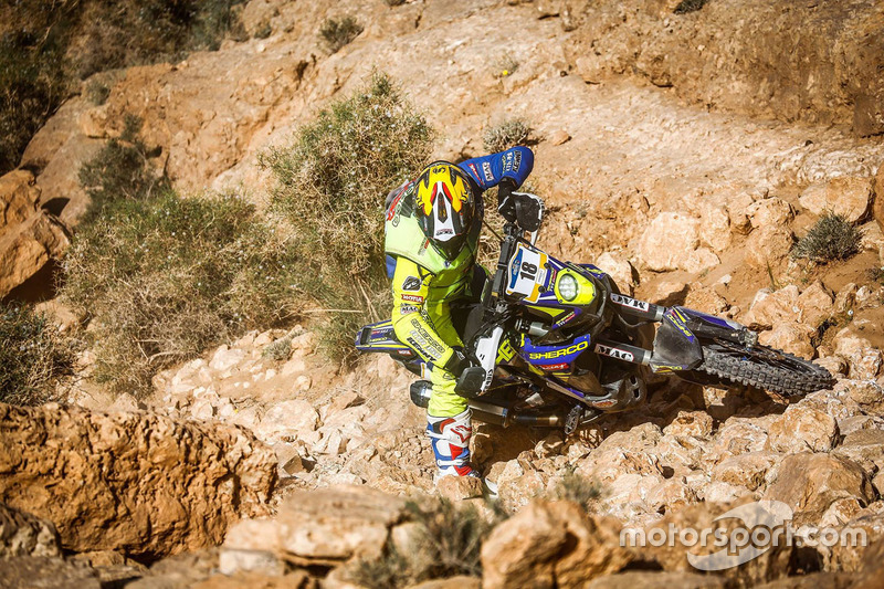 #18 Sherco: Diego Martin Duplessis falls down