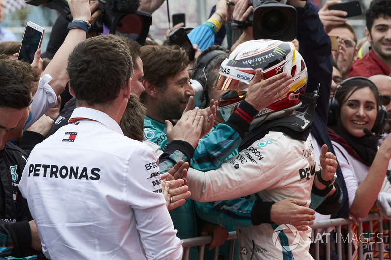 Lewis Hamilton, Mercedes AMG F1, 1st position, celebrates victory in Parc Ferme