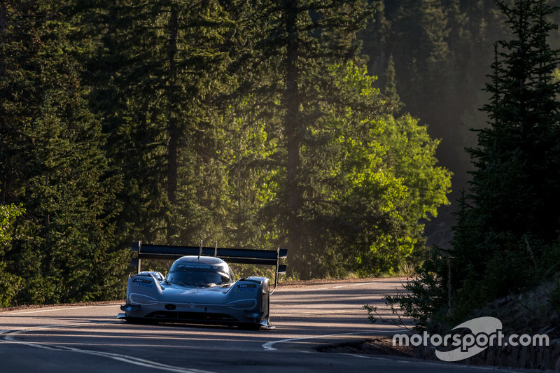 #94 Romain Dumas, Volkswagen I.D. R Pikes Peak