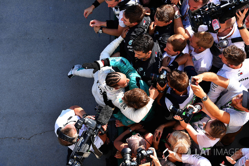 Lewis Hamilton győzelme a Magyar Nagydíjon - F1 2018