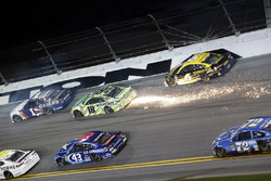 Crash: Kyle Busch, Joe Gibbs Racing, Toyota Camry Interstate Batteries