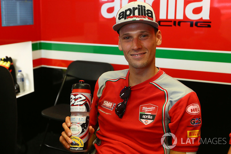 Lorenzo Savadori, Milwaukee Aprilia