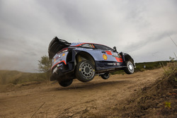 Тьерри Невилль и Николя Жильсуль, Hyundai i20 Coupe WRC, Hyundai Motorsport