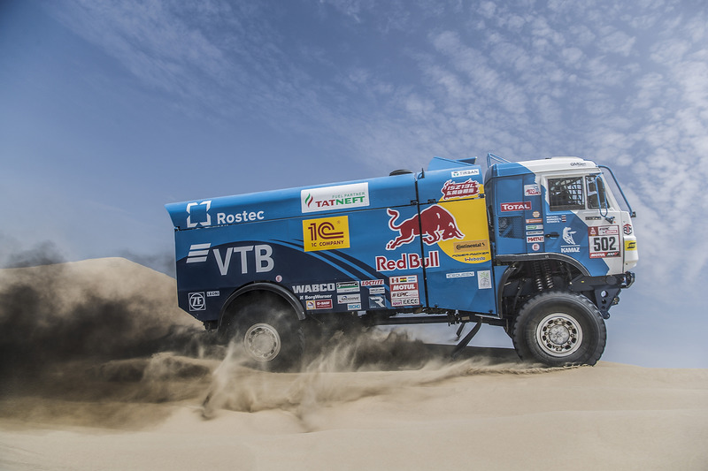 #502 Team Kamaz Master: Dmitry Sotnikov, Ruslan Akhmadeev, Ilnur Mustafin