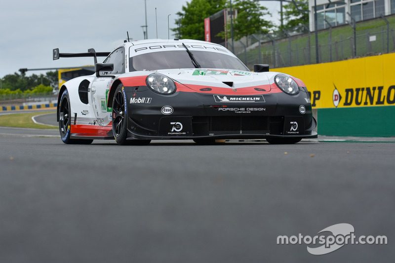 #91 Porsche GT Team Porsche 911 RSR