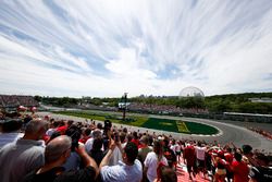 The crowd in high spirits as they await the start of the race