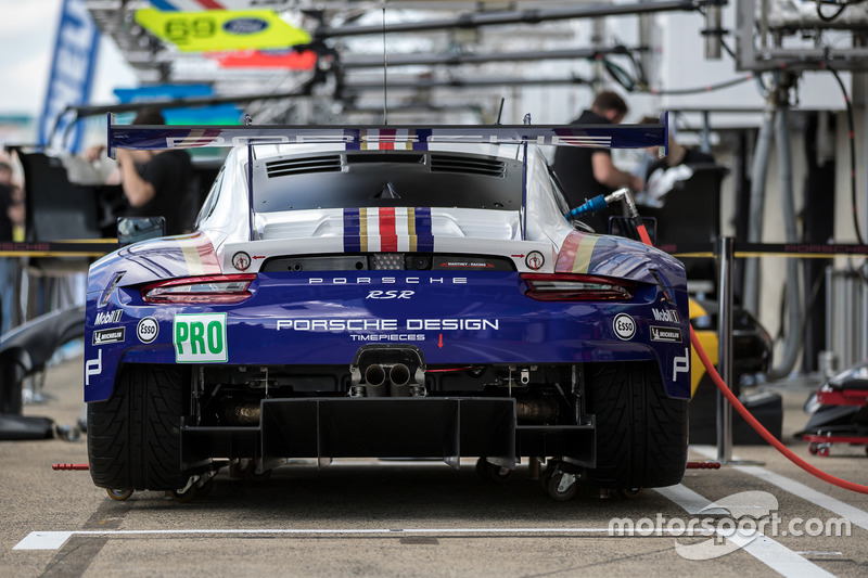 #91 Porsche GT Team Porsche 911 RSR