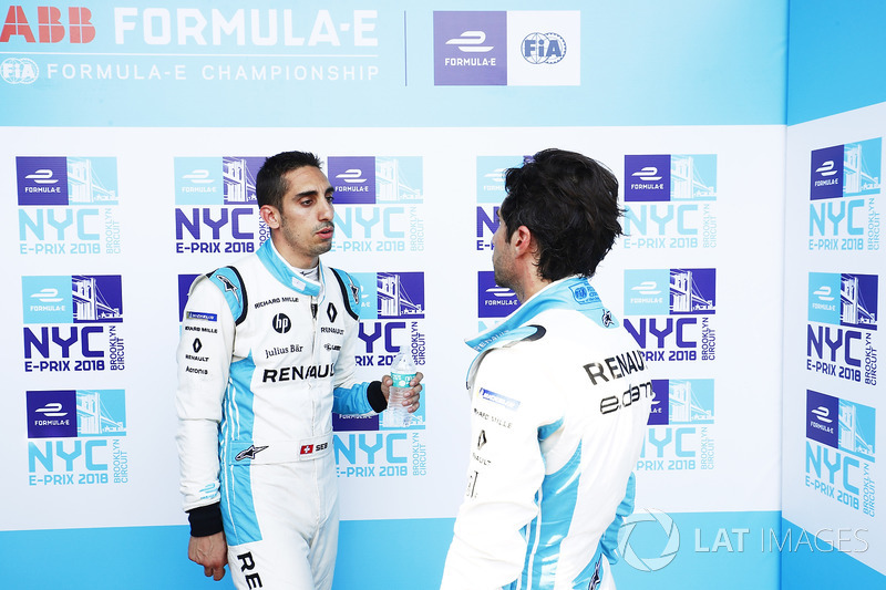 Sébastien Buemi, Renault e.Dams, talks with Nicolas Prost, Renault e.Dams